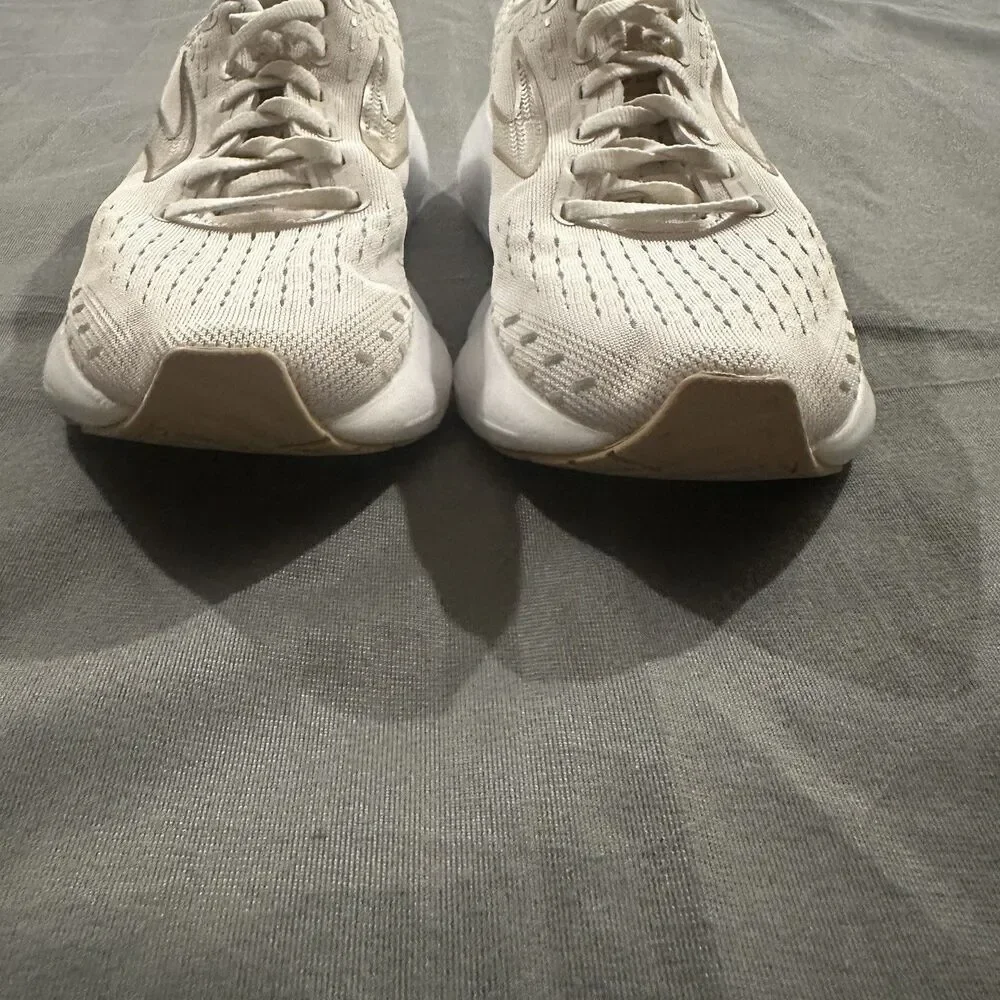 Brooks Glycerin 20 White Khaki Sneakers 1203691B122 Athletic Running Shoes 8B